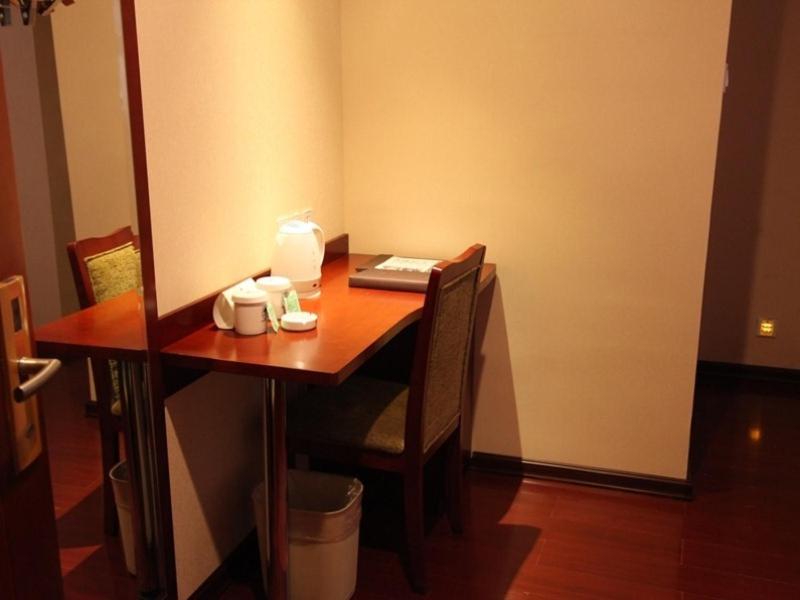 Greentree Inn Guiyang Court Street West Zhongshan Road Subway Station Business Hotel Ngoại thất bức ảnh